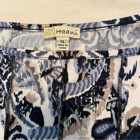 Haani blue and White Paisley Maxi Dress - Picture 10 of 13